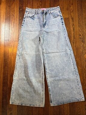 Freckled Poppy Wide Leg Jeans, EUC, XL, Stonewashed